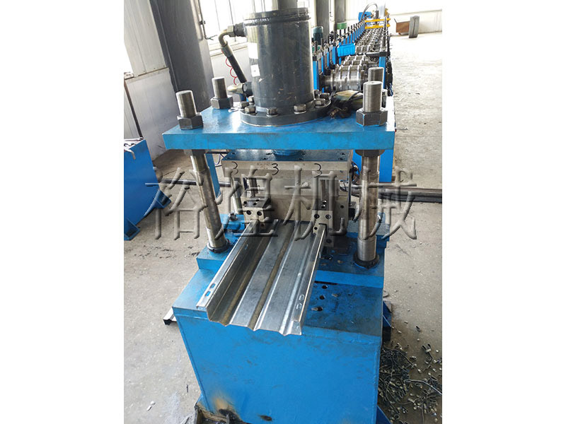 立體車(chē)庫(kù)浪板設(shè)置